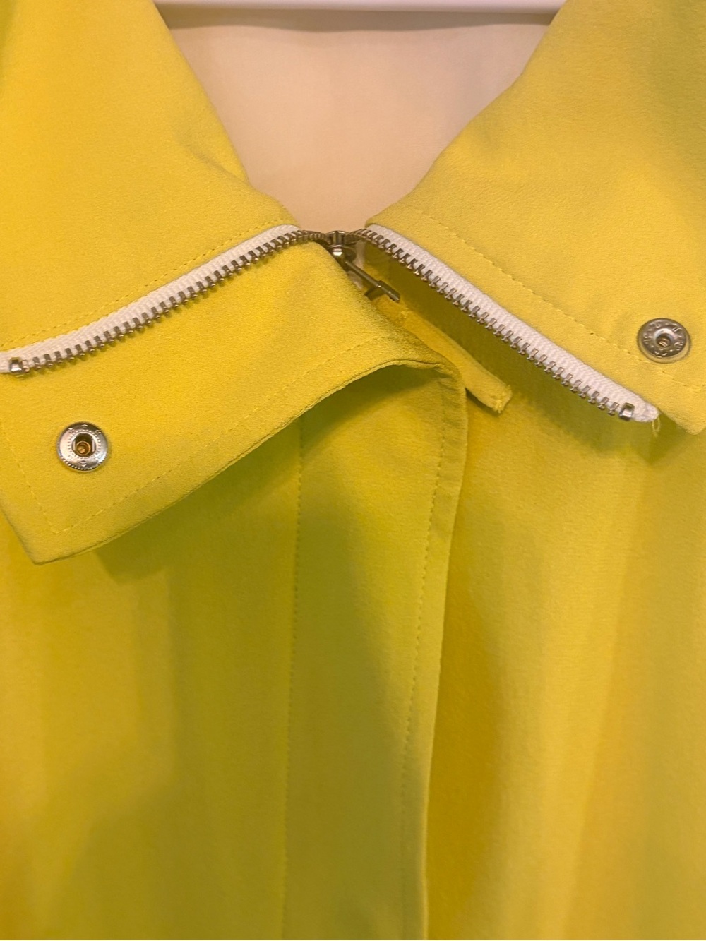 BABATON 100% Silk Chartreuse Utility Jacket | Aritzia Minimal Luxe - Picture 6 of 11